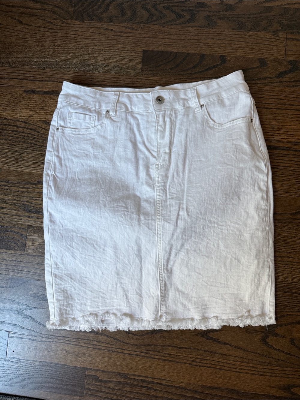 CHARLIE B White Denim Pencil Skirt with Frayed Hem